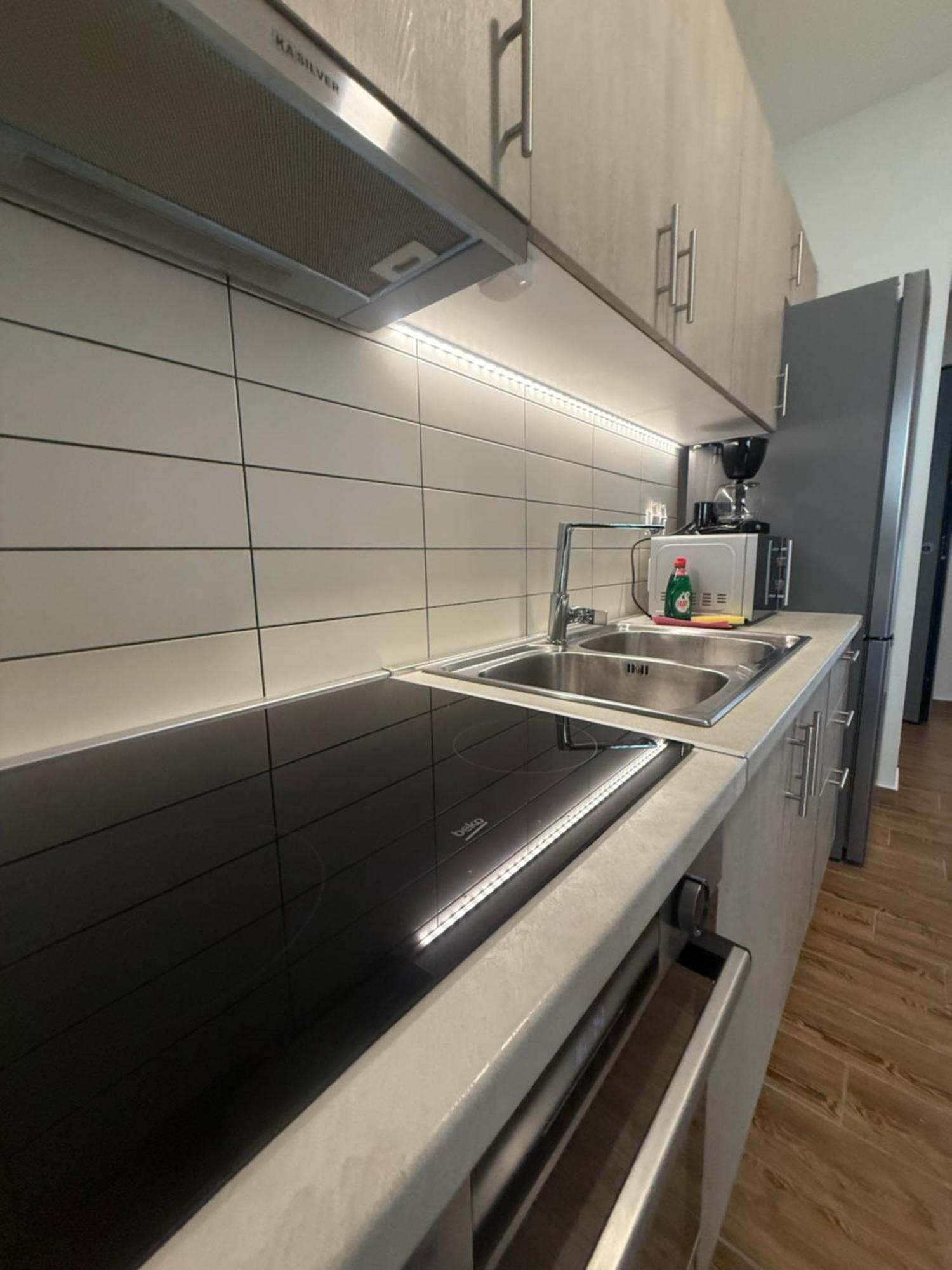 Aqua Mare Luxury Apartments ปาราเลียกาเตอรีนิส ภายนอก รูปภาพ