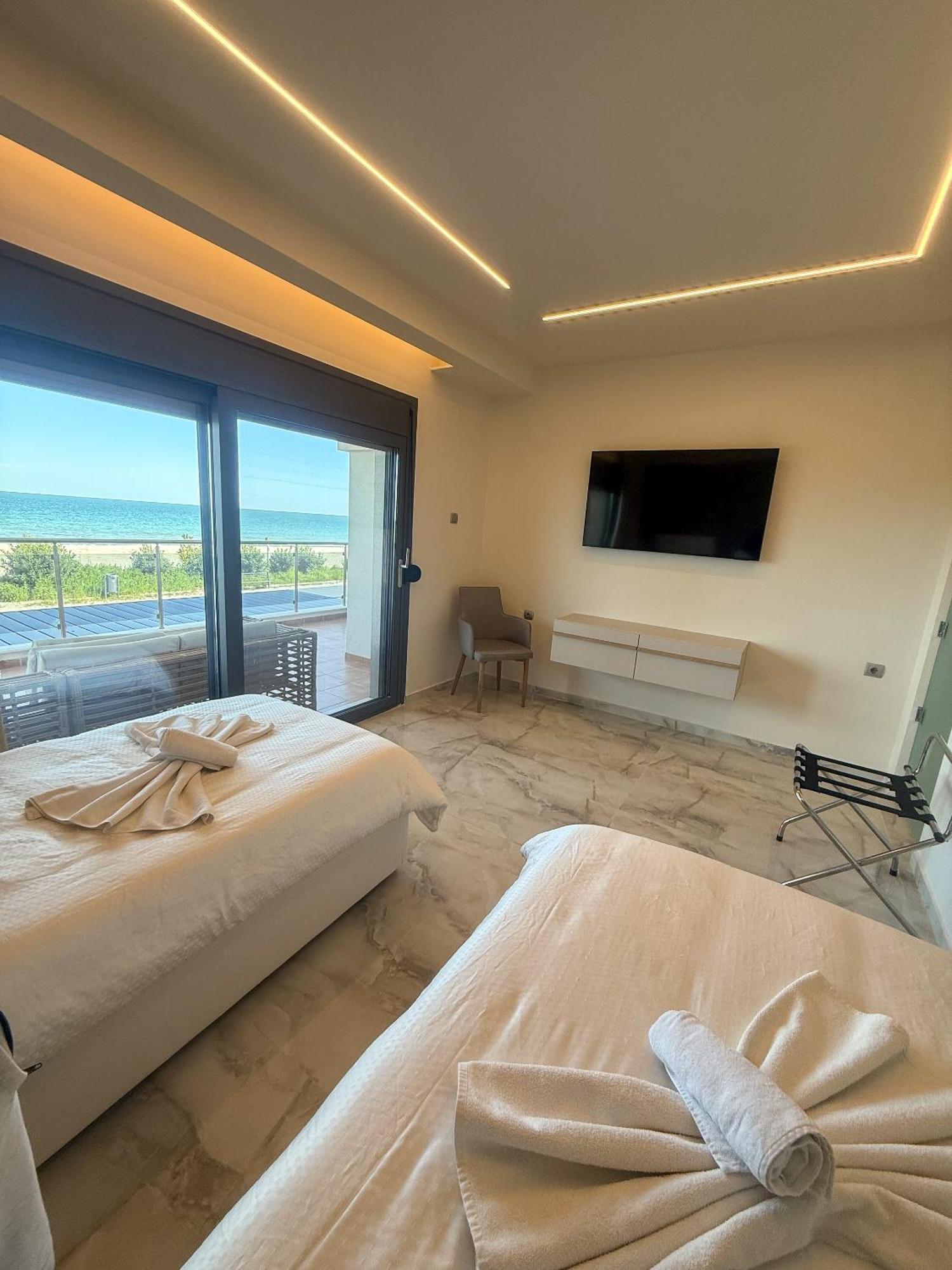 Aqua Mare Luxury Apartments ปาราเลียกาเตอรีนิส ภายนอก รูปภาพ