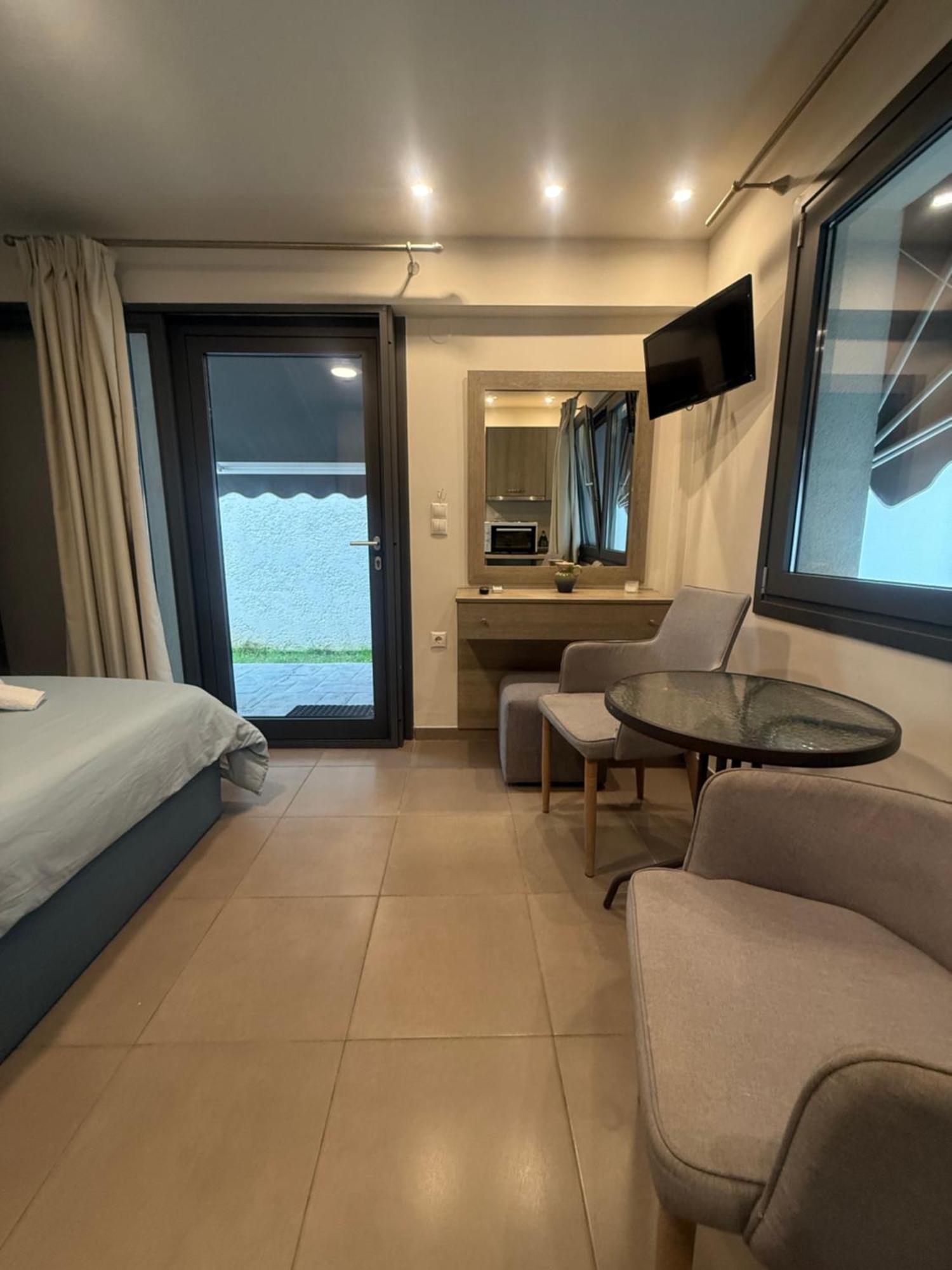 Aqua Mare Luxury Apartments ปาราเลียกาเตอรีนิส ห้อง รูปภาพ